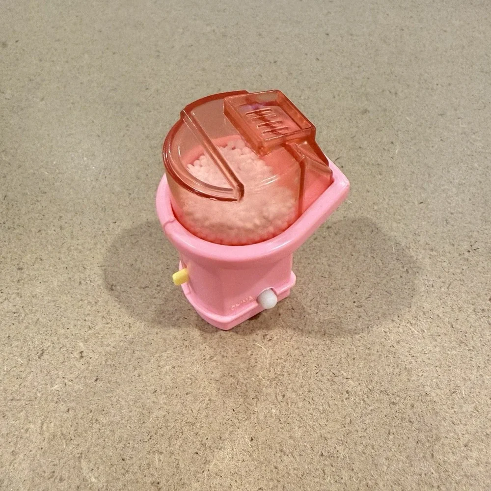 Vintage Barbie Popcorn Machine Toy Accessory‎ Pink Wind Up Mattel 90s